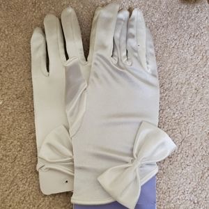 Brand new white gloves